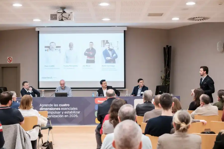 NEXTECH mesa redonda